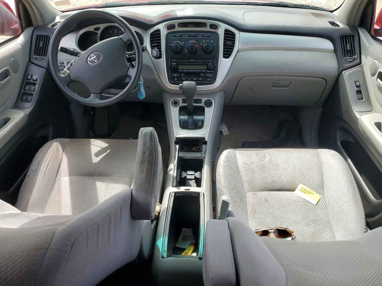 Toyota Highlander Base