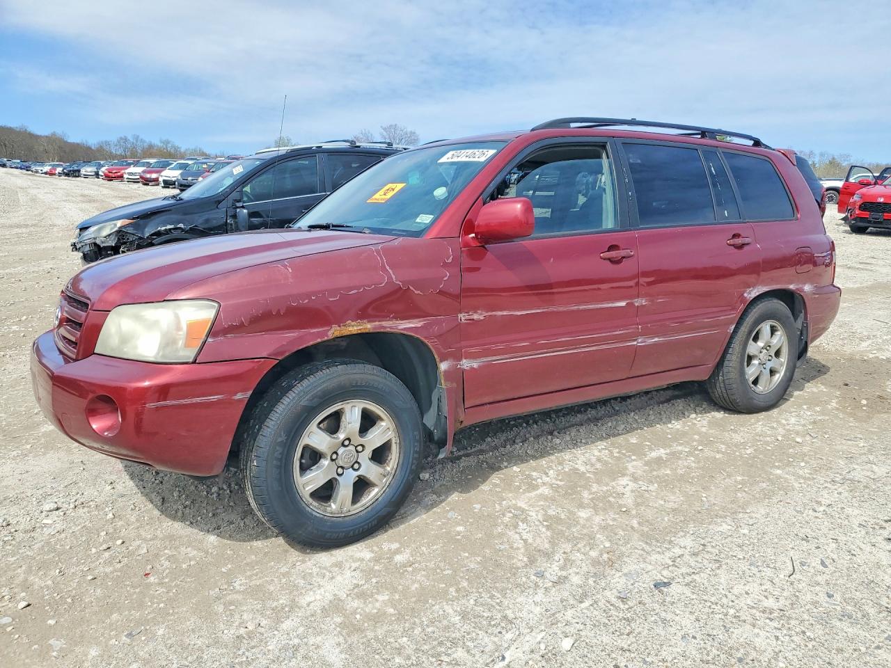 Salvage Toyota Highlander Image