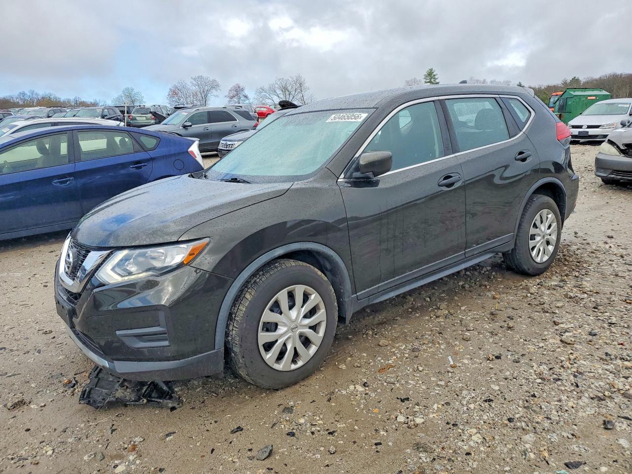 Salvage Nissan Rogue Image