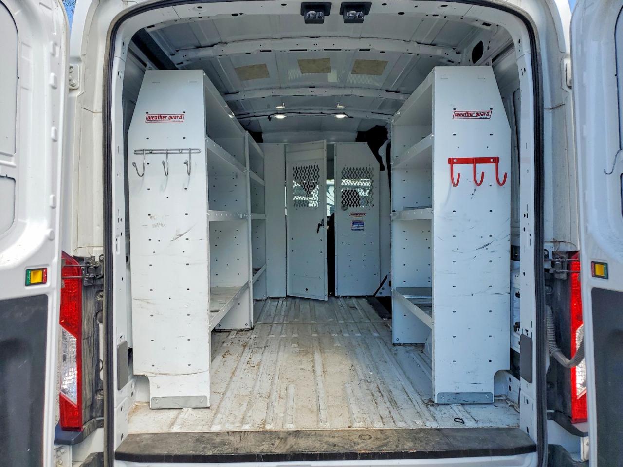 Ford Transit T-250