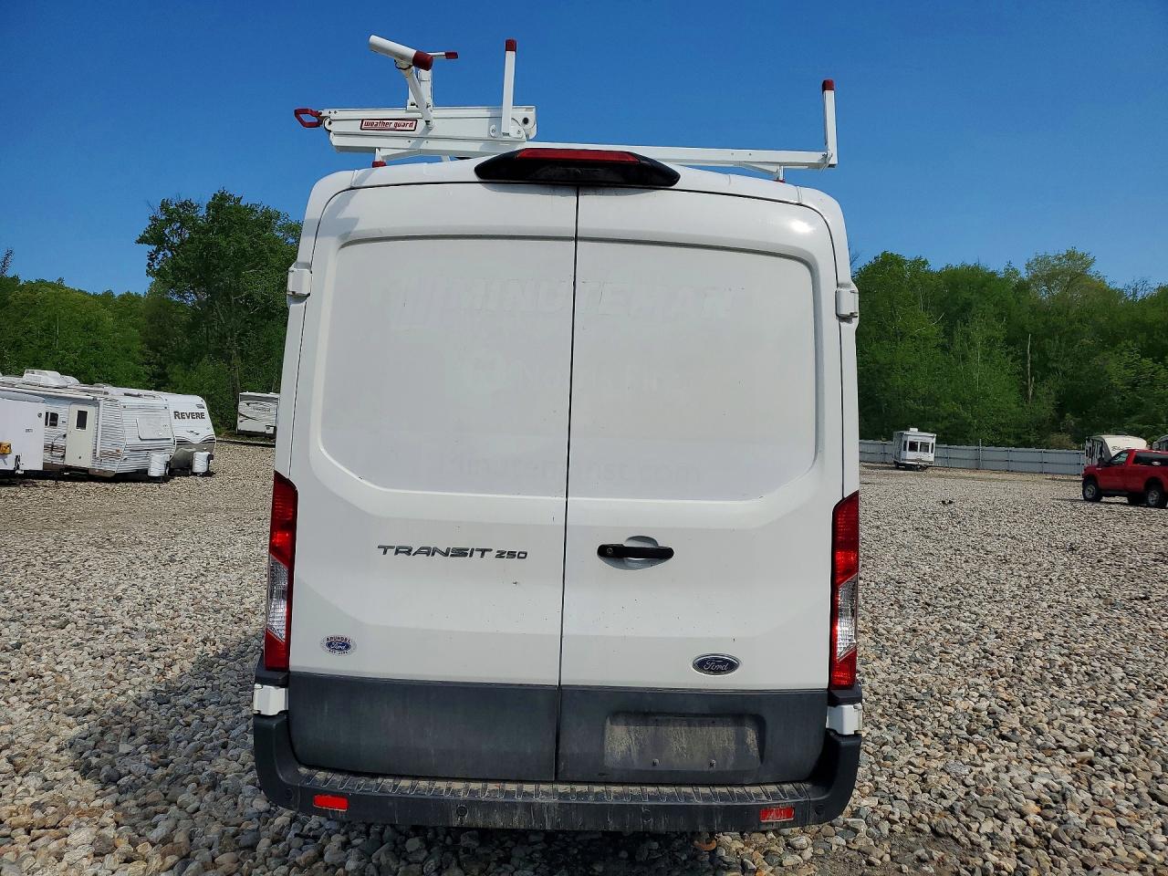 Ford Transit T-250