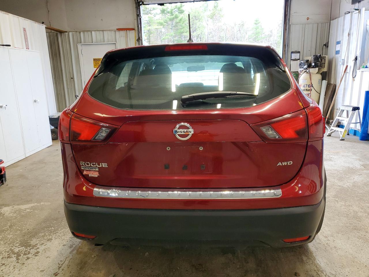 Nissan Rogue S