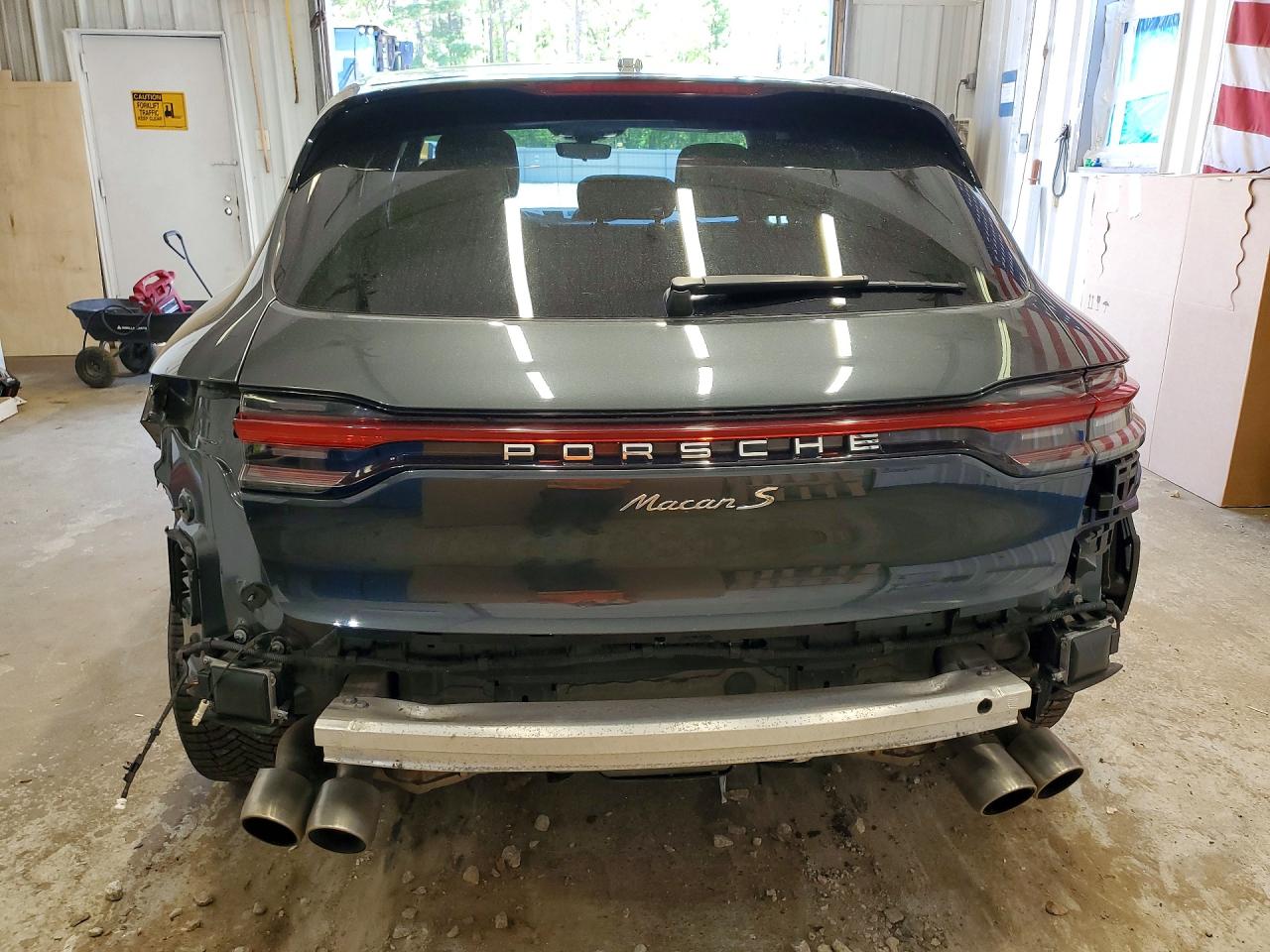 Porsche Macan S