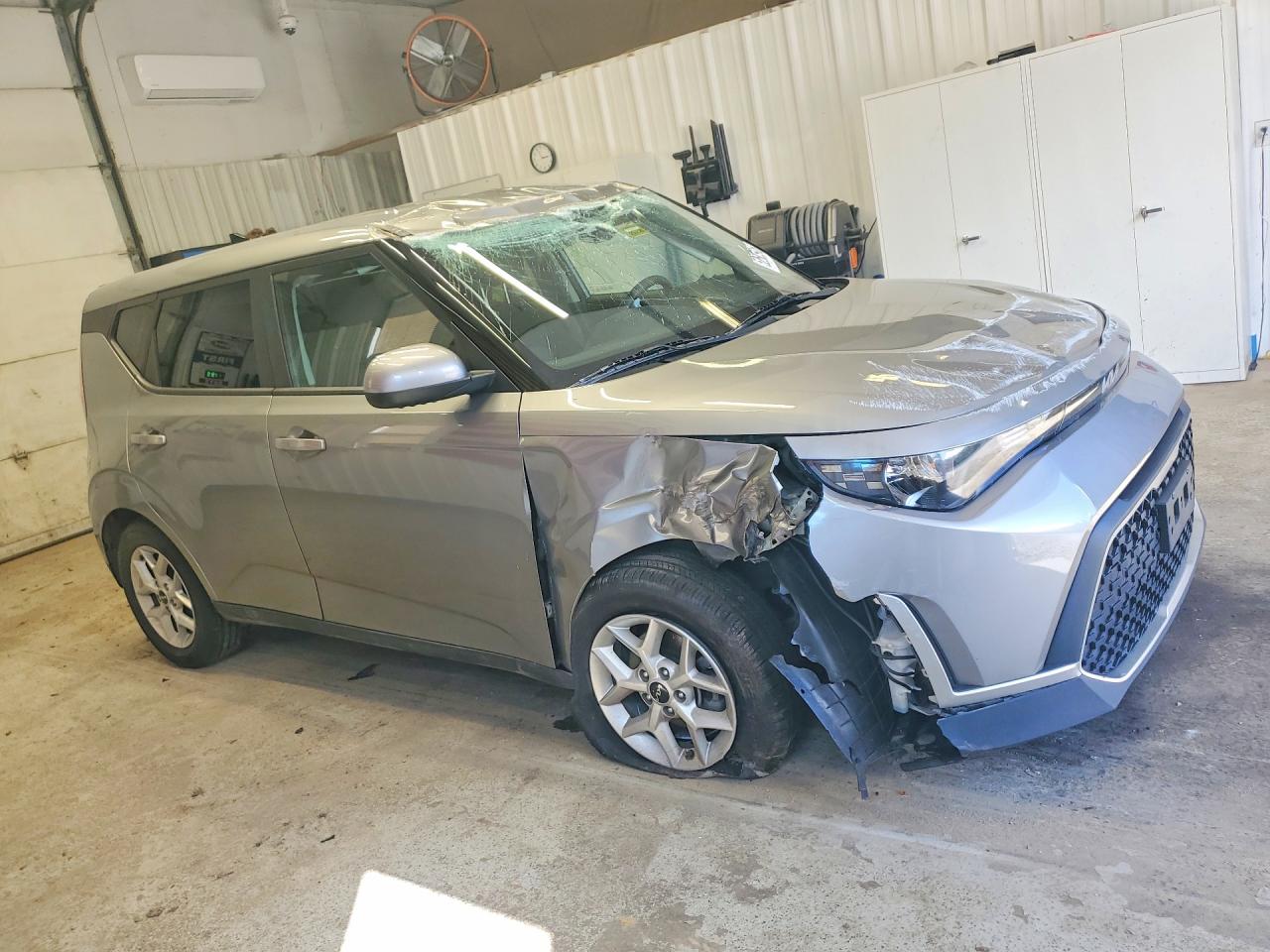 Kia Soul Lx