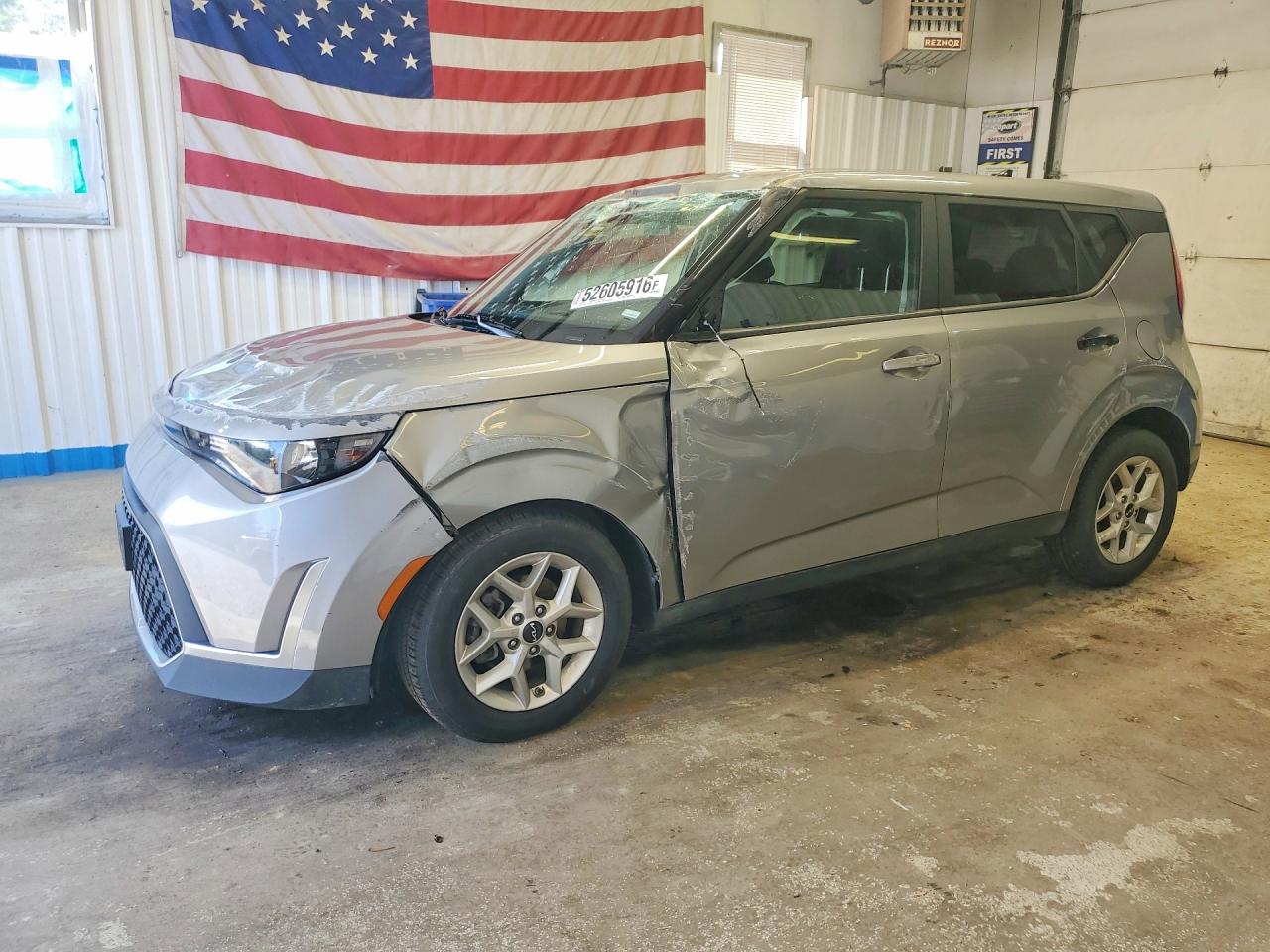 Salvage Kia Soul Image