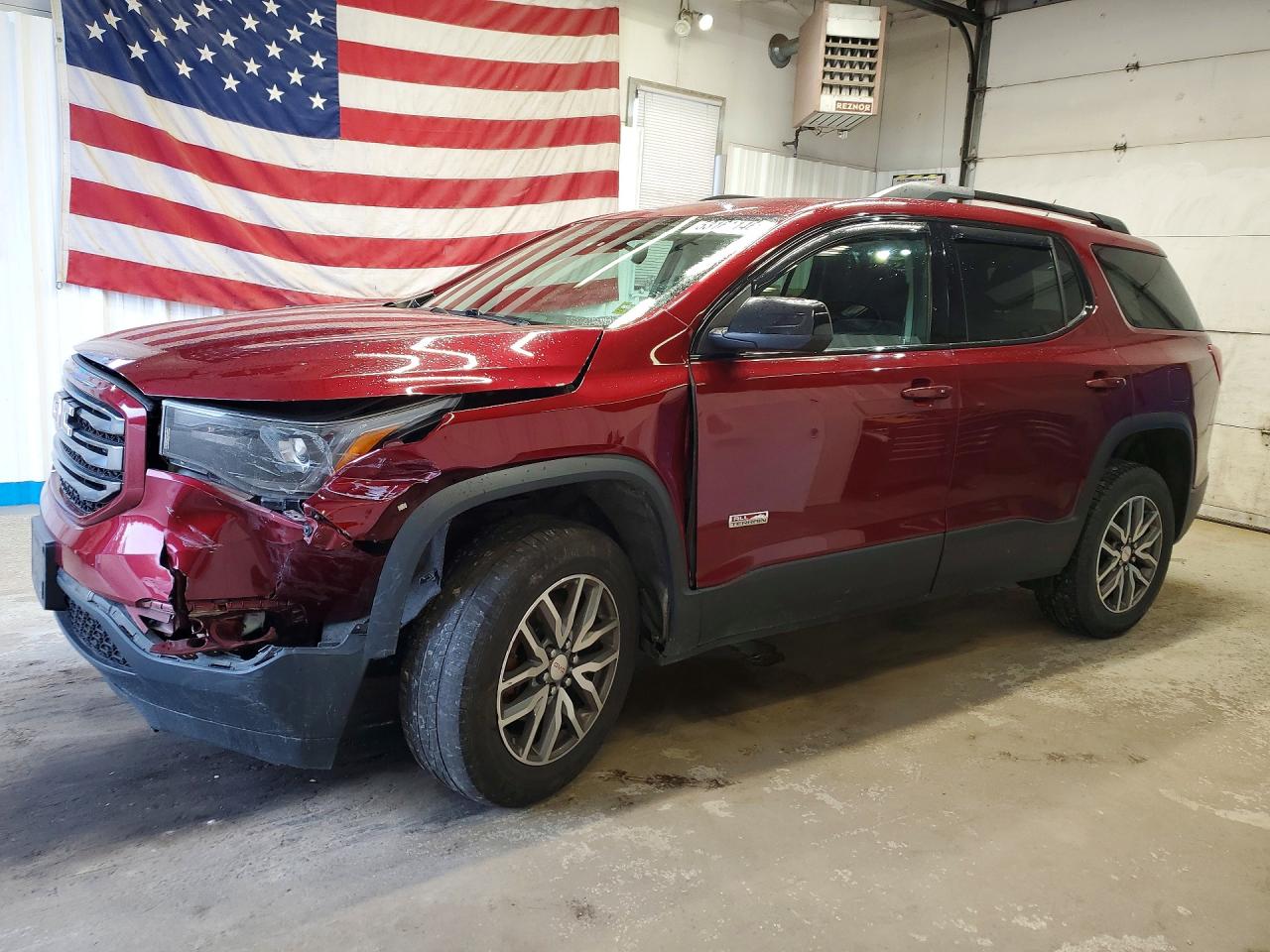 Salvage GMC Acadia Image