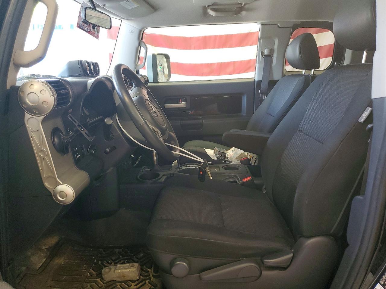 Toyota FJ Cruiser Base