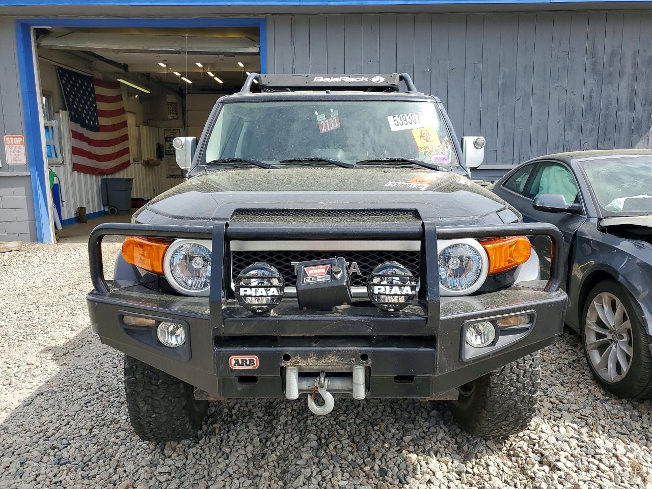 Toyota FJ Cruiser Base