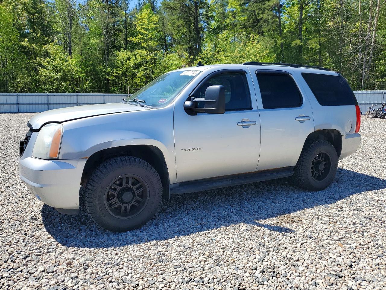Salvage GMC Yukon Image