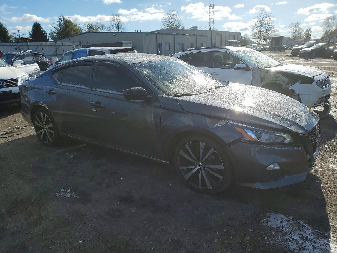 Nissan Altima Sr