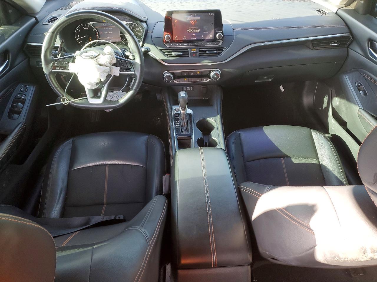 Nissan Altima Sr