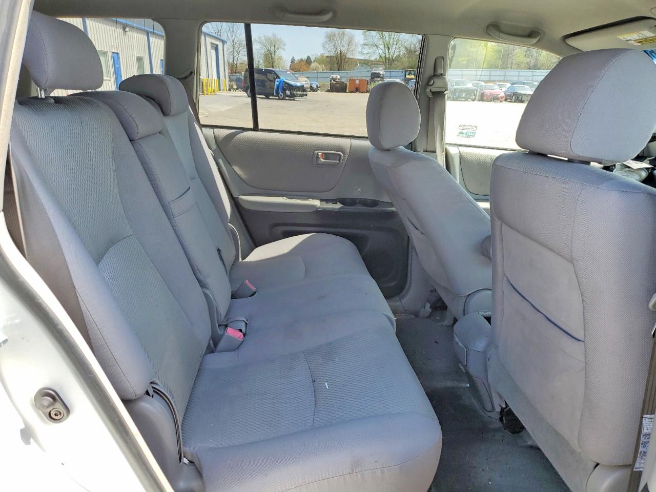 Toyota Highlander Base