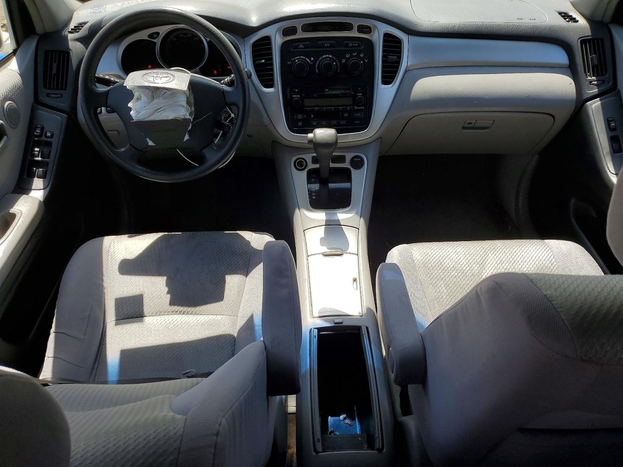 Toyota Highlander Base