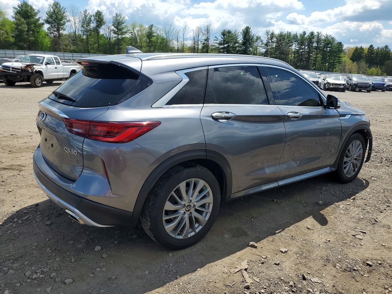 INFINITI Qx Luxe