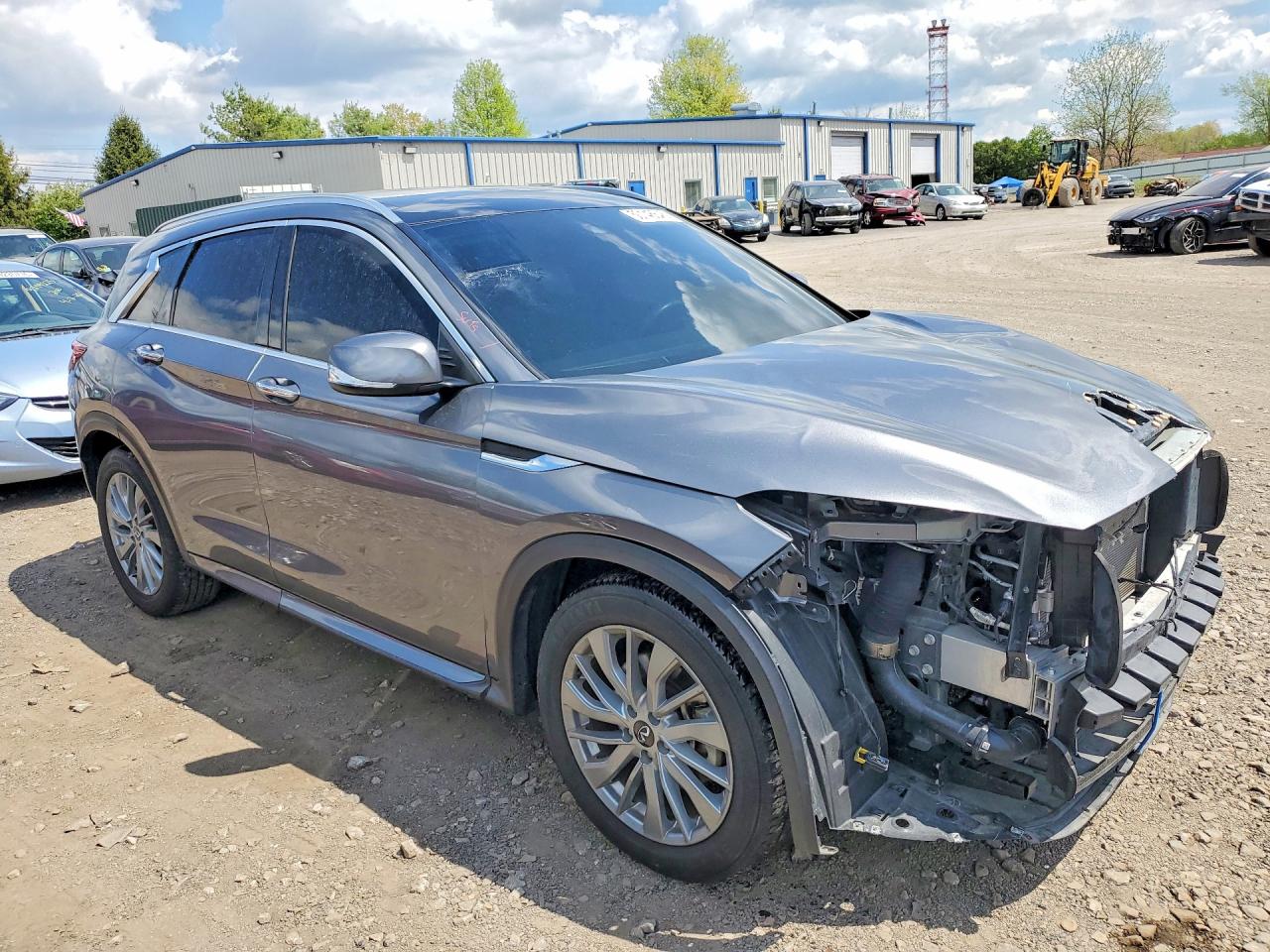 INFINITI Qx Luxe