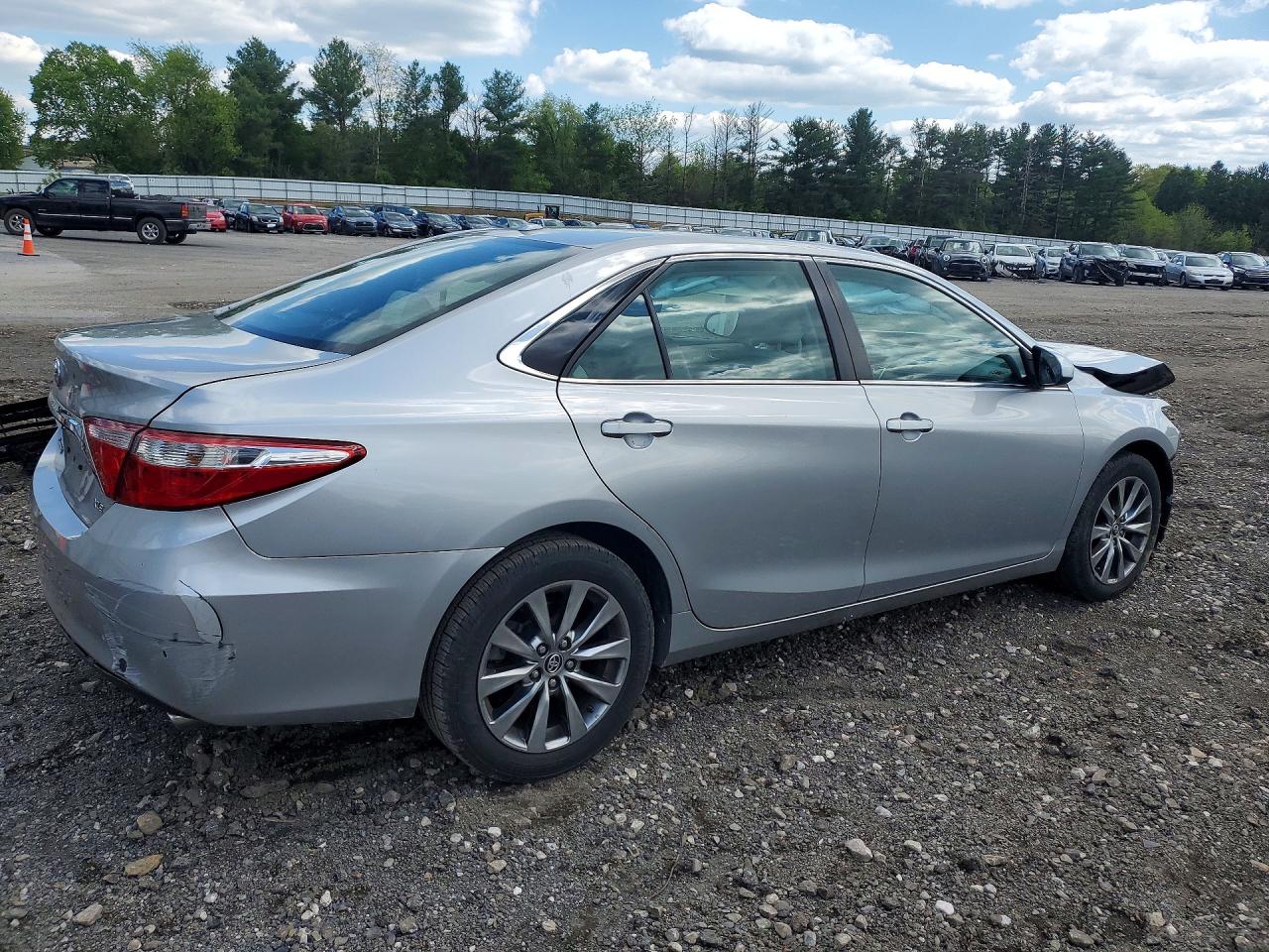 Toyota Camry Xle