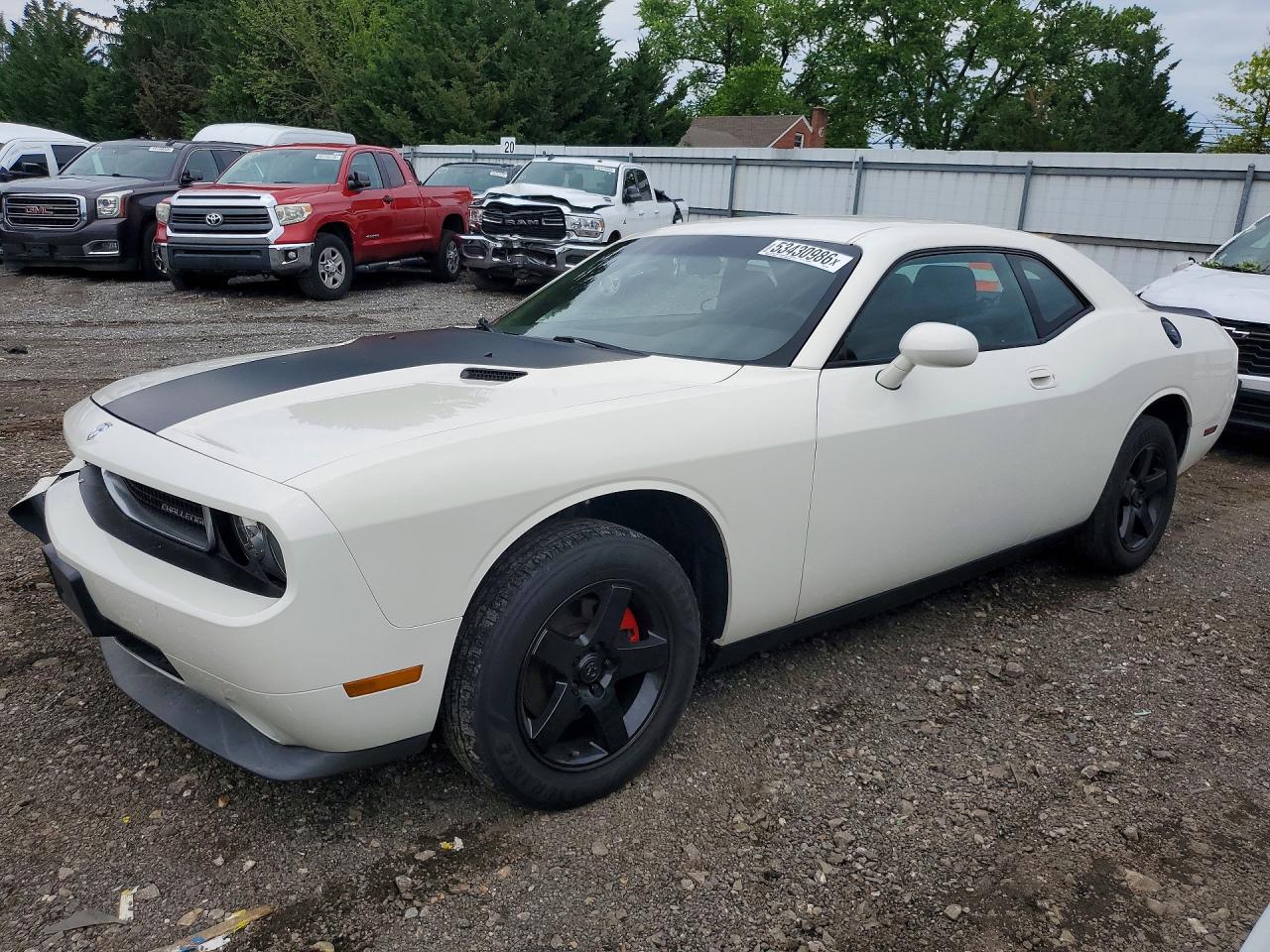 Salvage Dodge Challenger Image