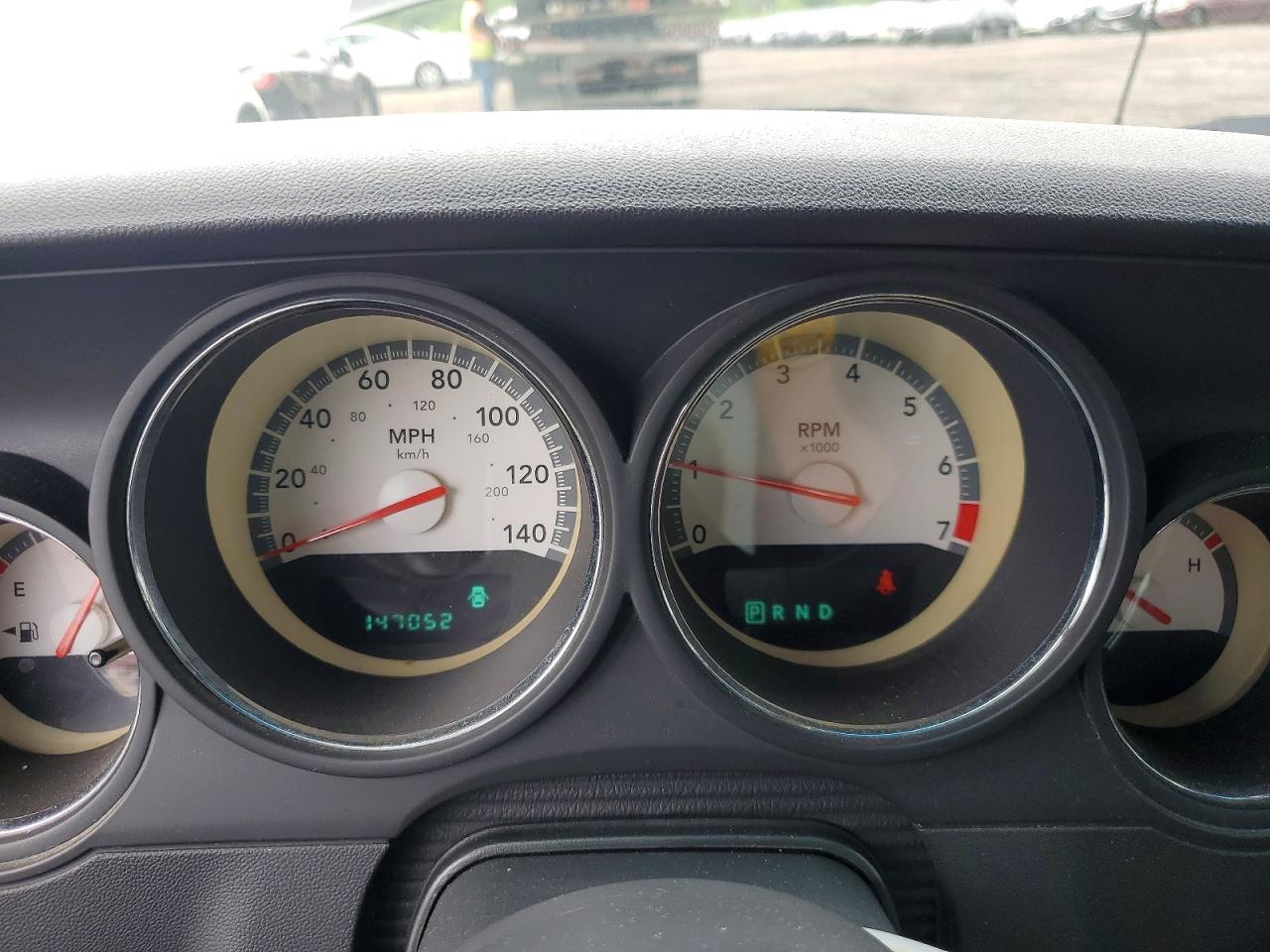 Dodge Challenger Se