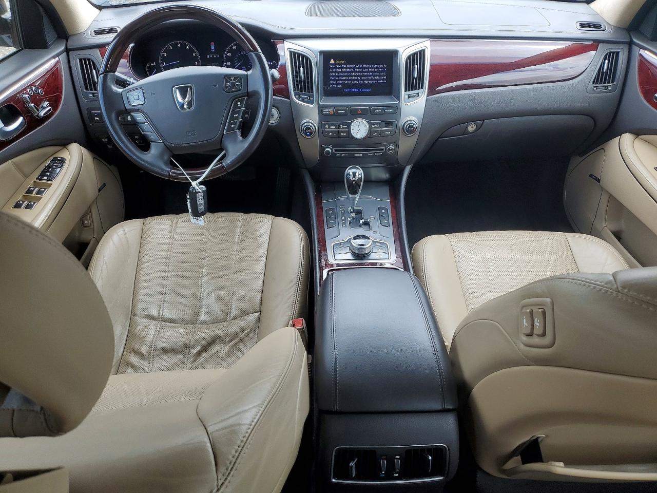 Hyundai Equus Signature