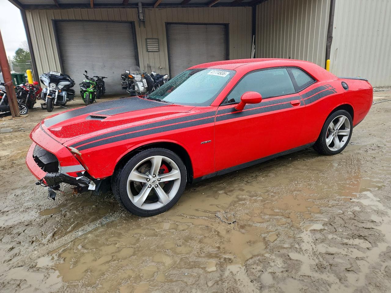 Salvage Dodge Challenger Image