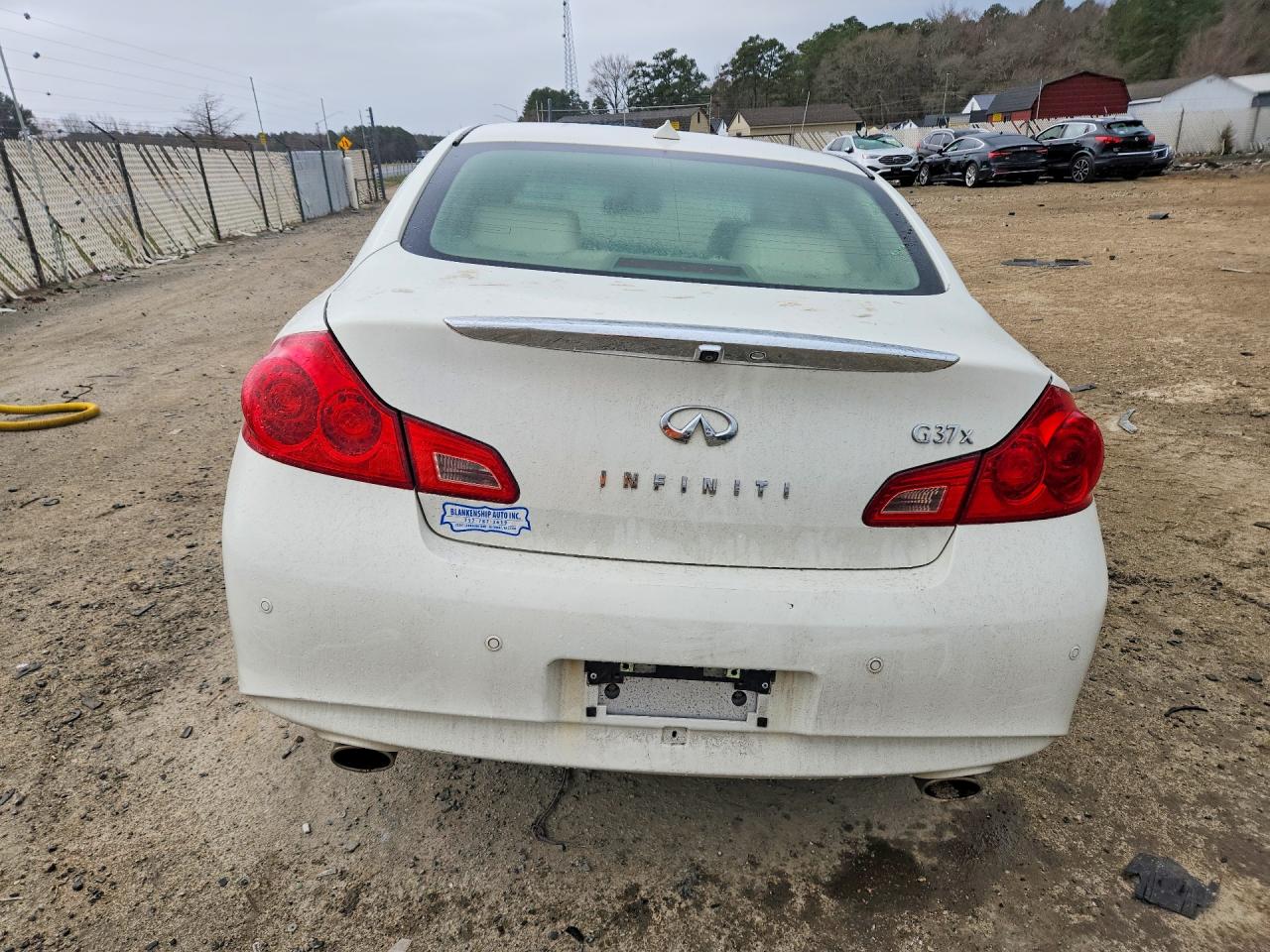INFINITI G37 X