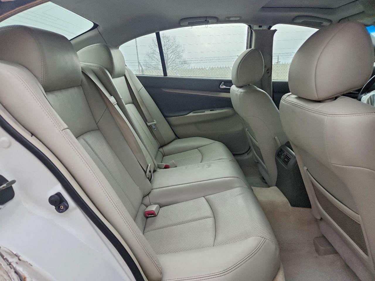 INFINITI G37 X
