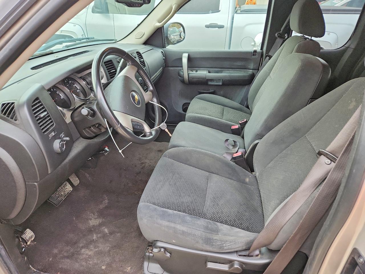 Chevrolet Silverado C1500