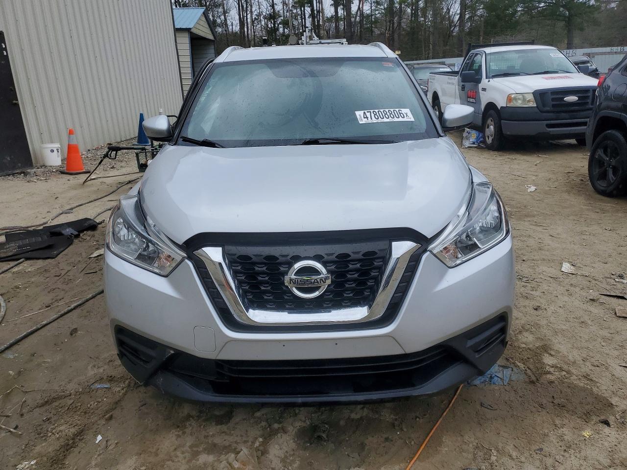 Nissan Kicks Sv