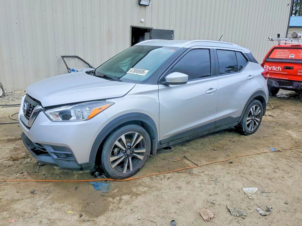 Salvage Nissan Kicks Image