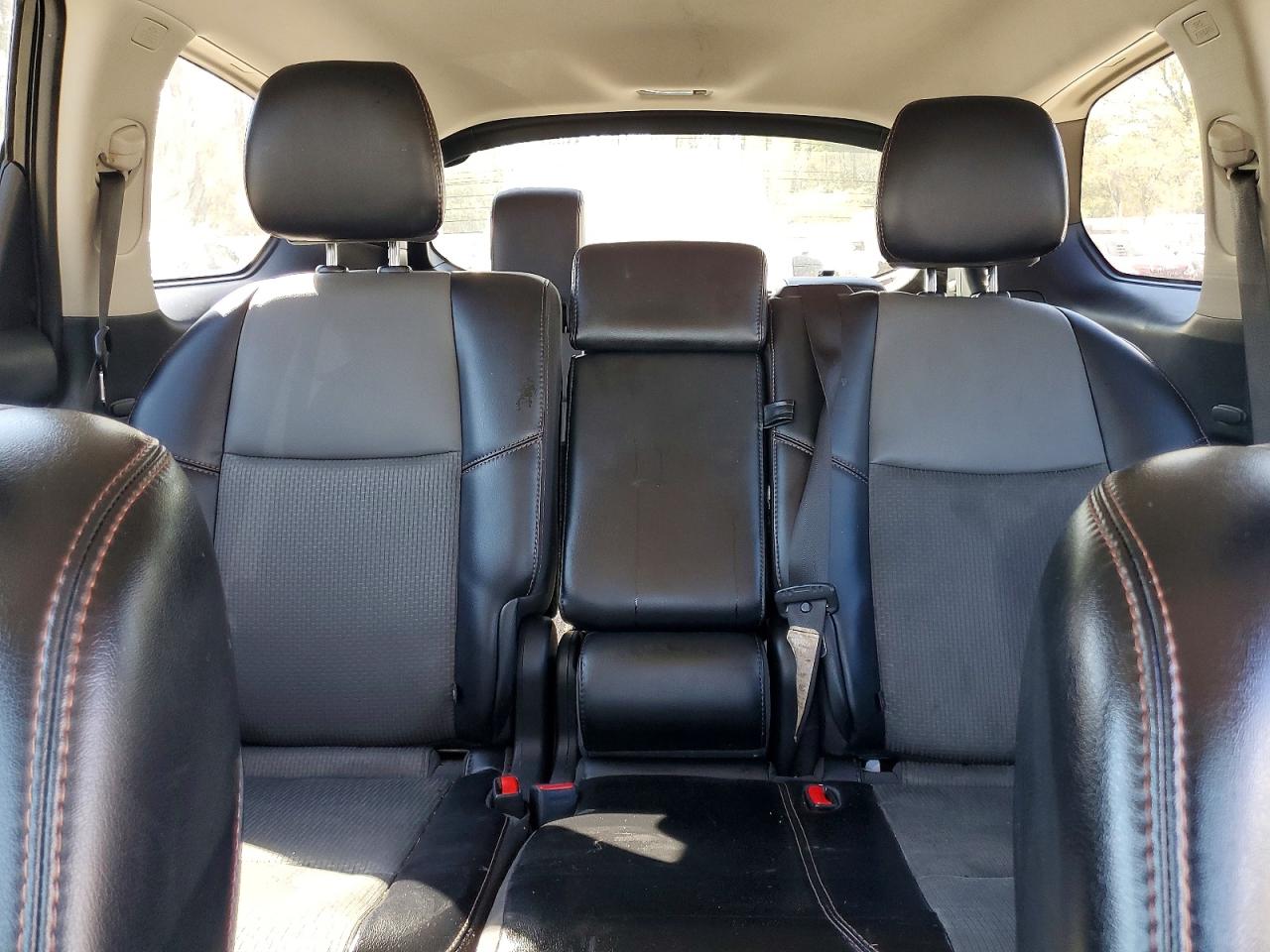 Nissan Pathfinder Sv