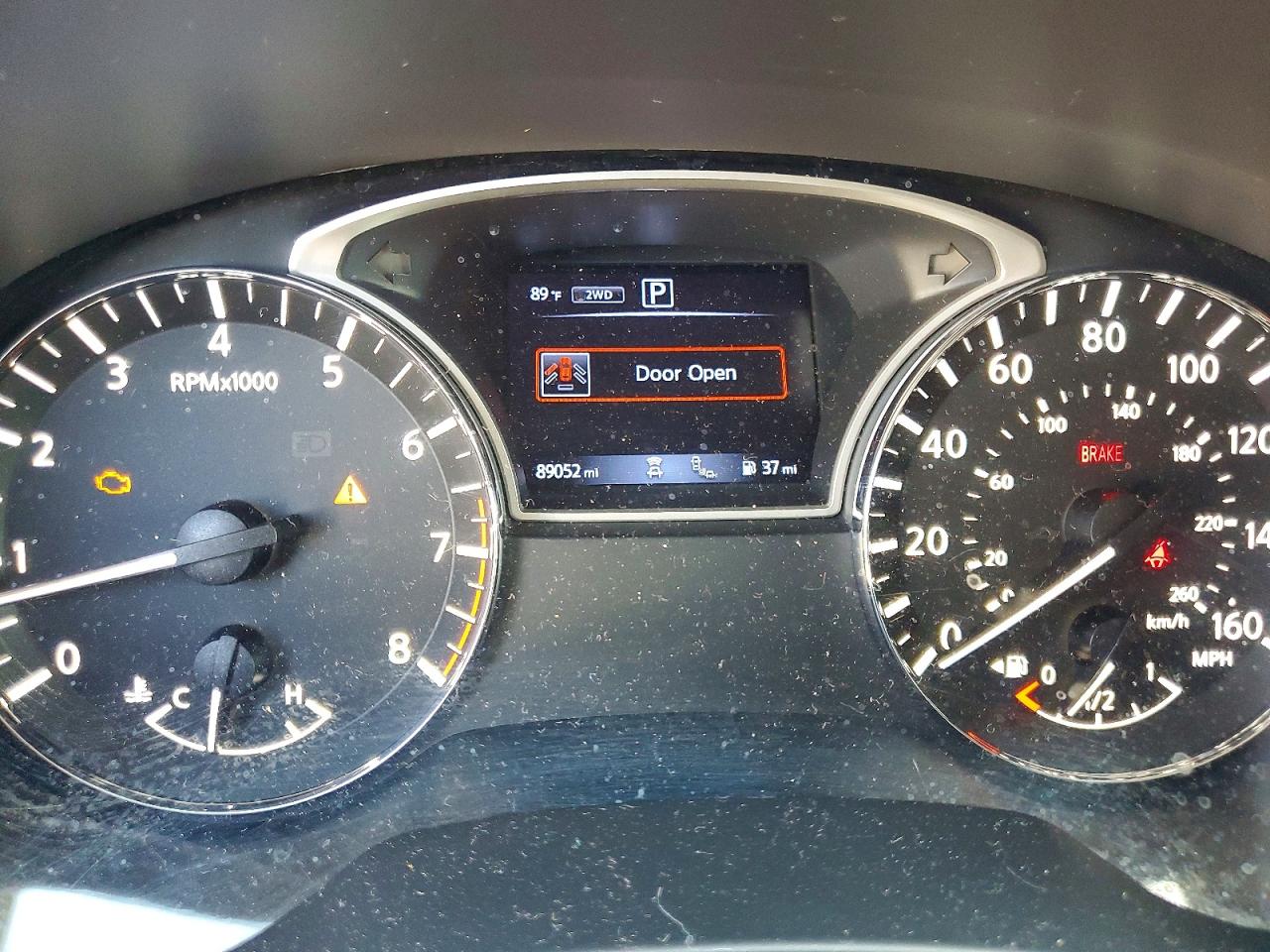 Nissan Pathfinder Sv