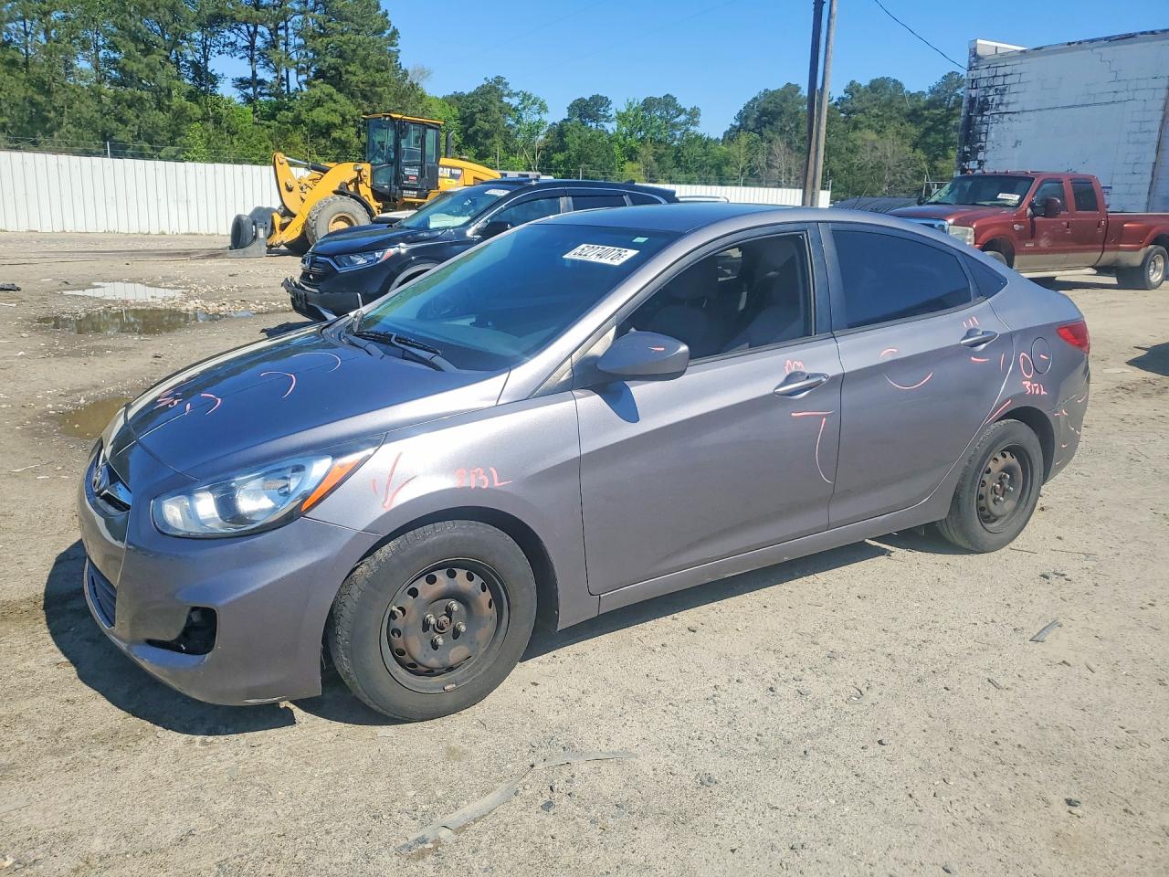 Salvage Hyundai ACCENT Image