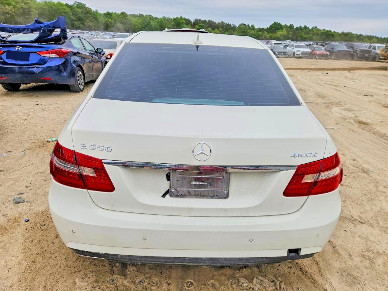 Mercedes-Benz E-Class 550 4matic