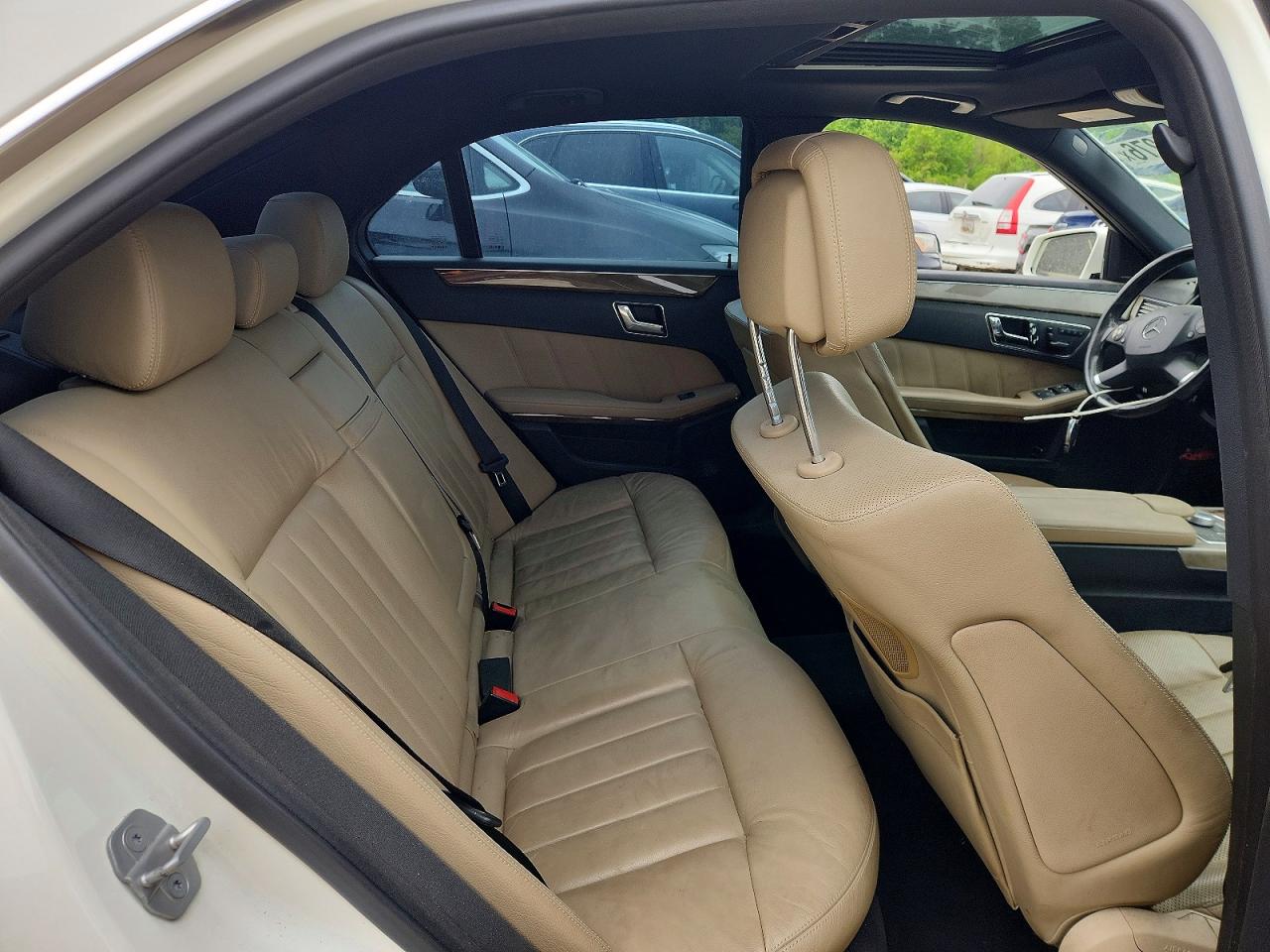 Mercedes-Benz E-Class 550 4matic