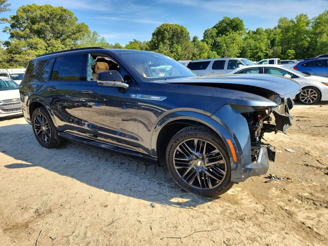 Cadillac Escalade L Sport-2