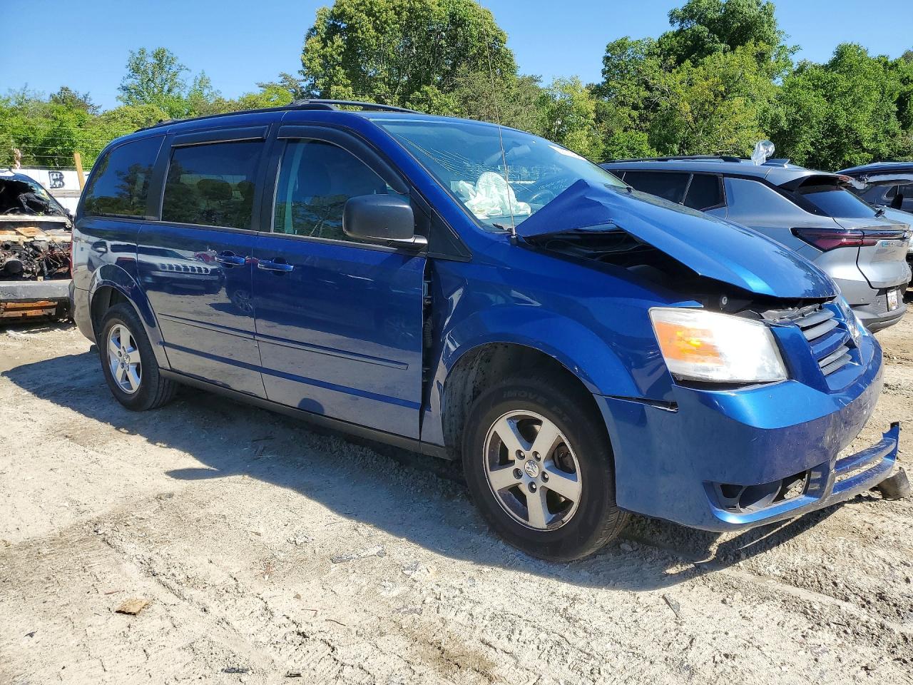 Dodge Caravan Hero