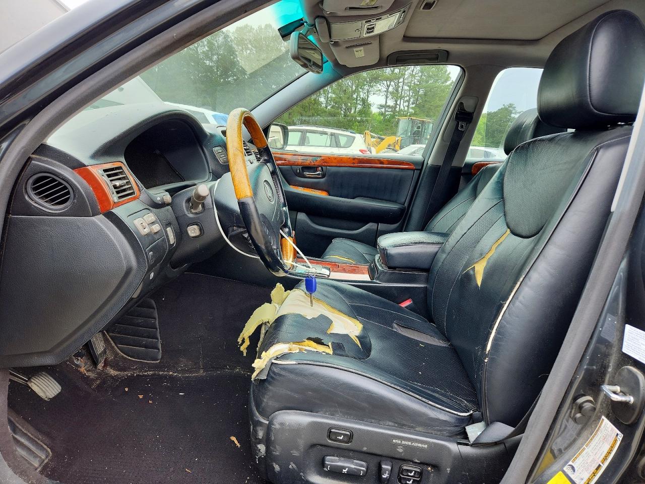 Lexus LS 430