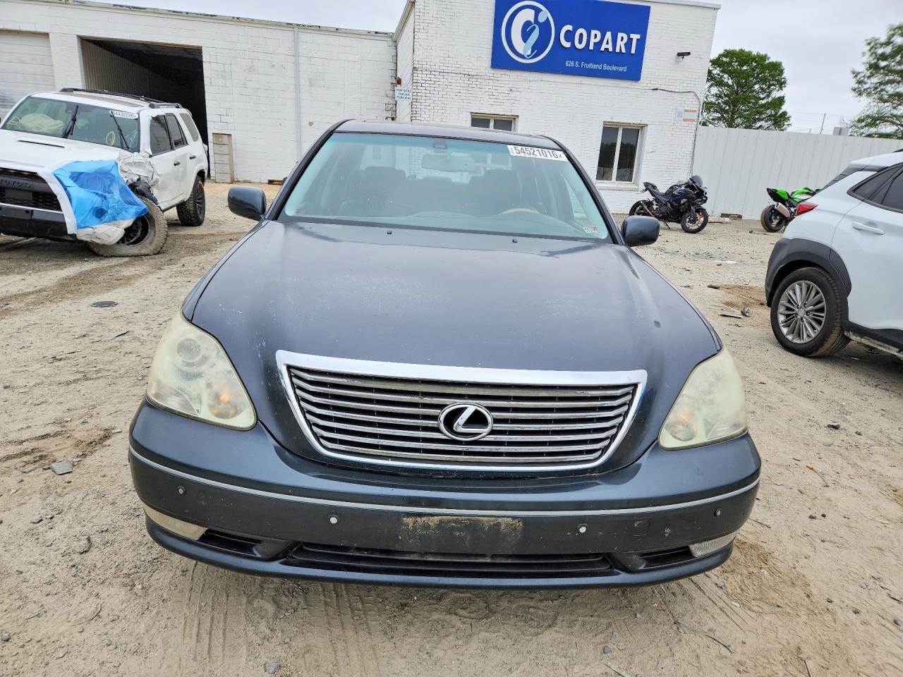 Lexus LS 430