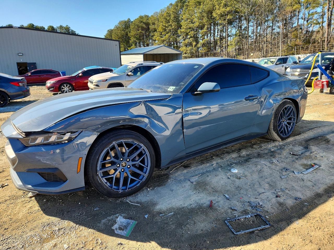 Salvage Ford Mustang Image