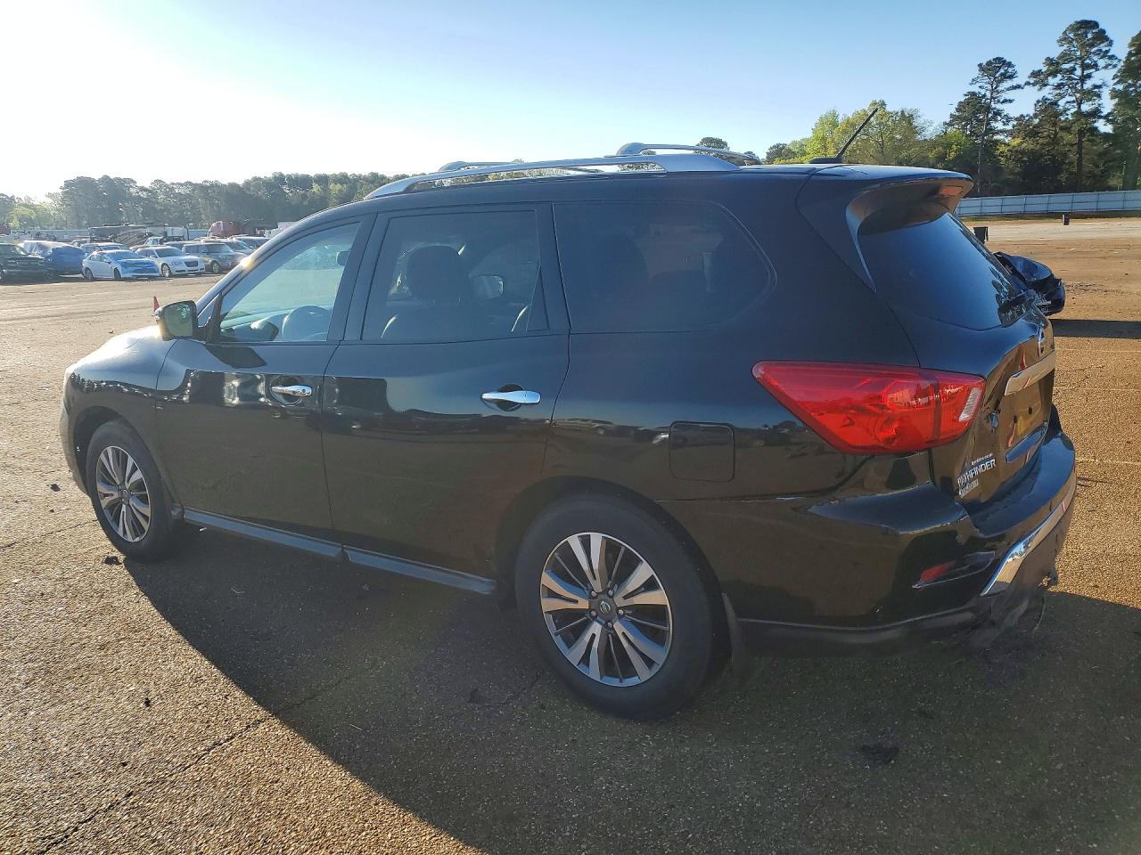Nissan Pathfinder Sl
