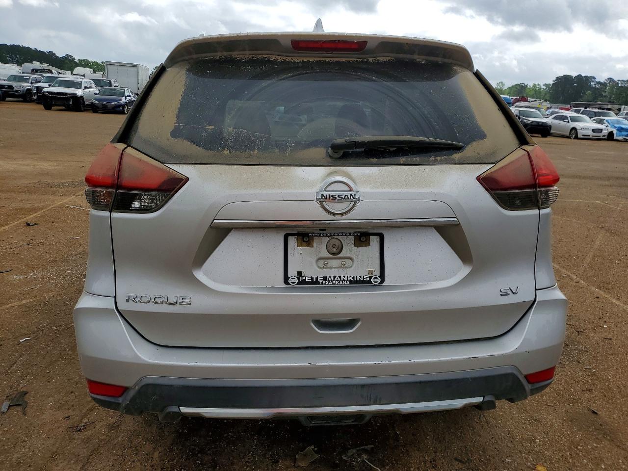 Nissan Rogue Sv