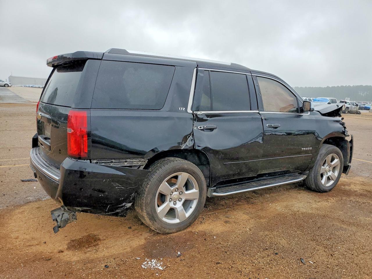 Chevrolet Tahoe C1500 Ltz