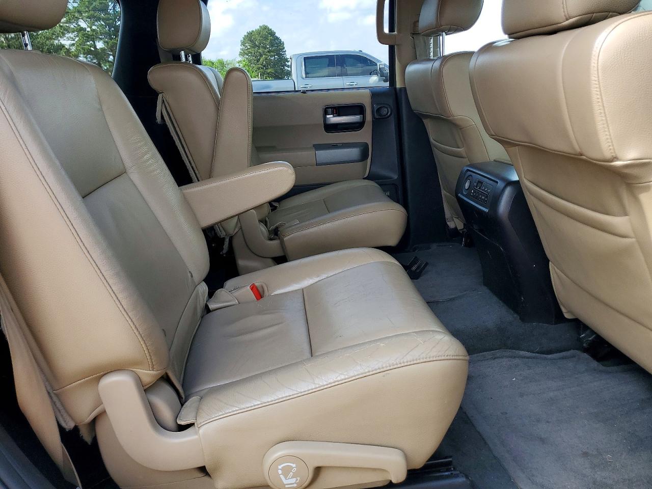 Toyota Sequoia Limited