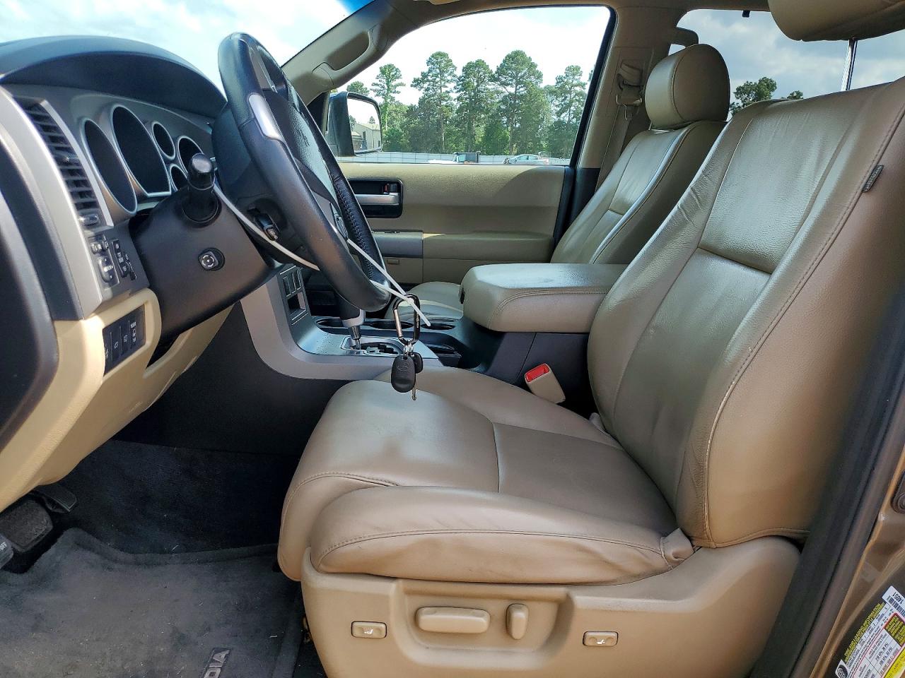 Toyota Sequoia Limited