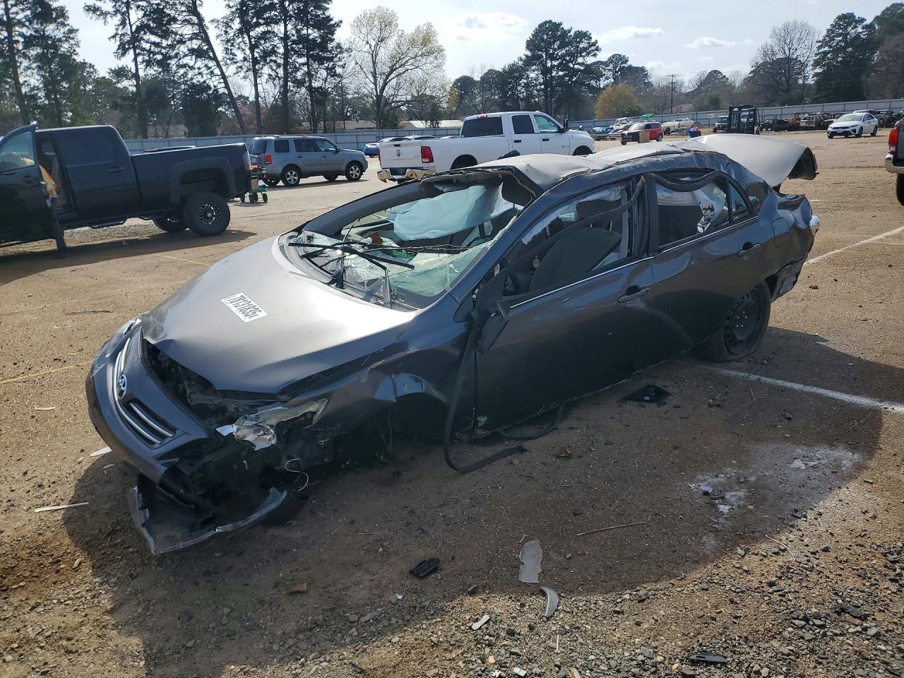 Salvage Toyota Corolla Image