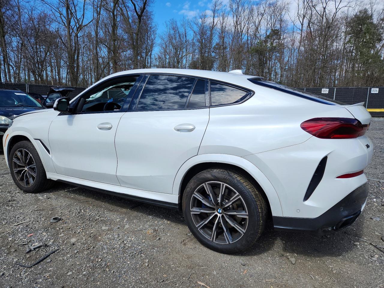 BMW X Series M50i