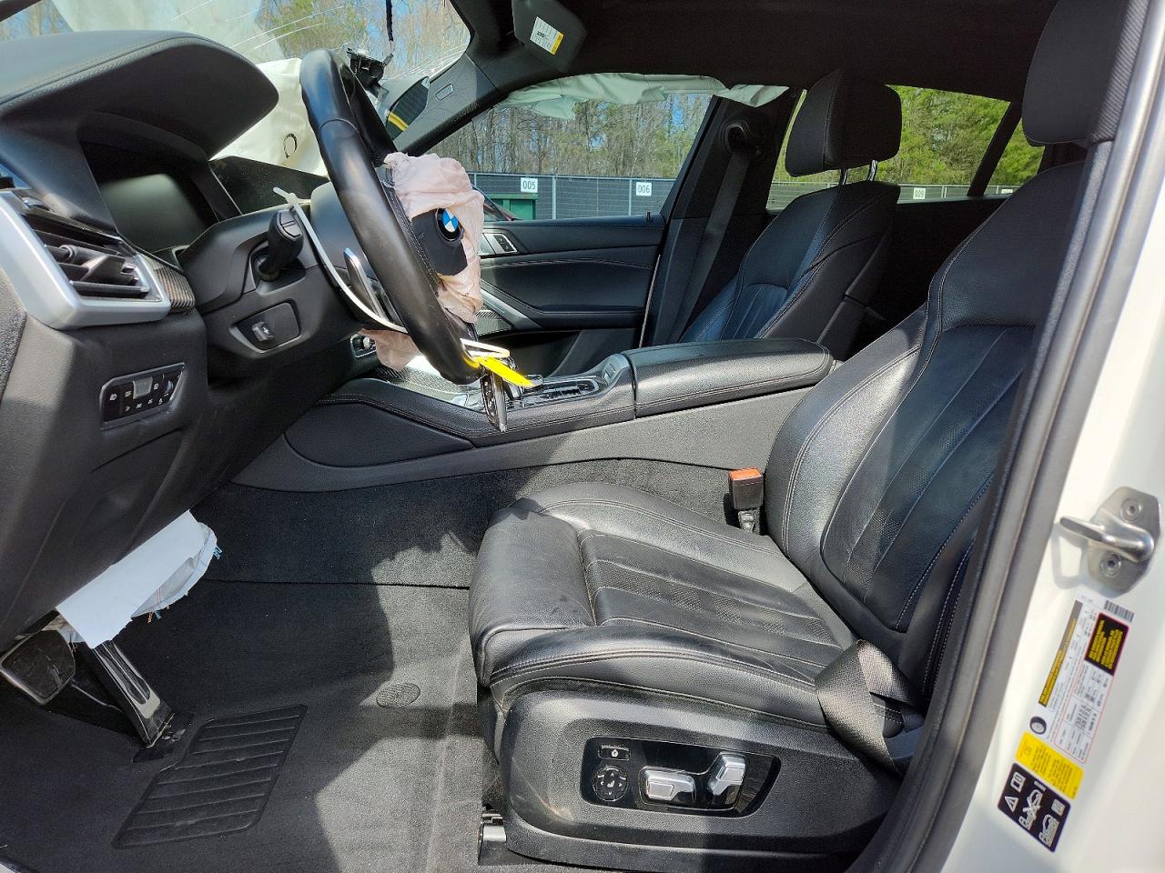 BMW X Series M50i
