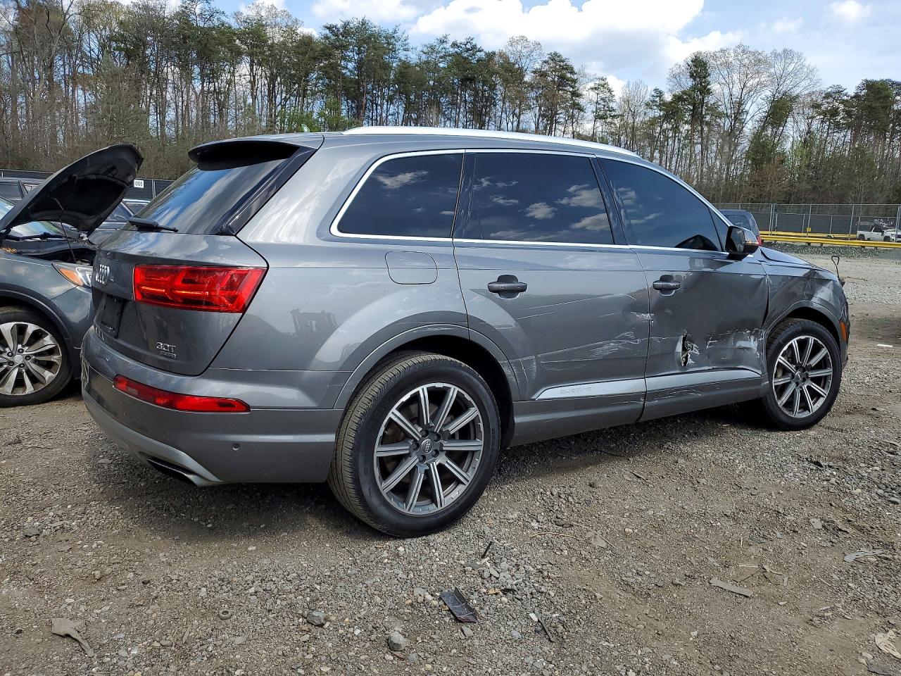 Audi Q7 Premium Plus