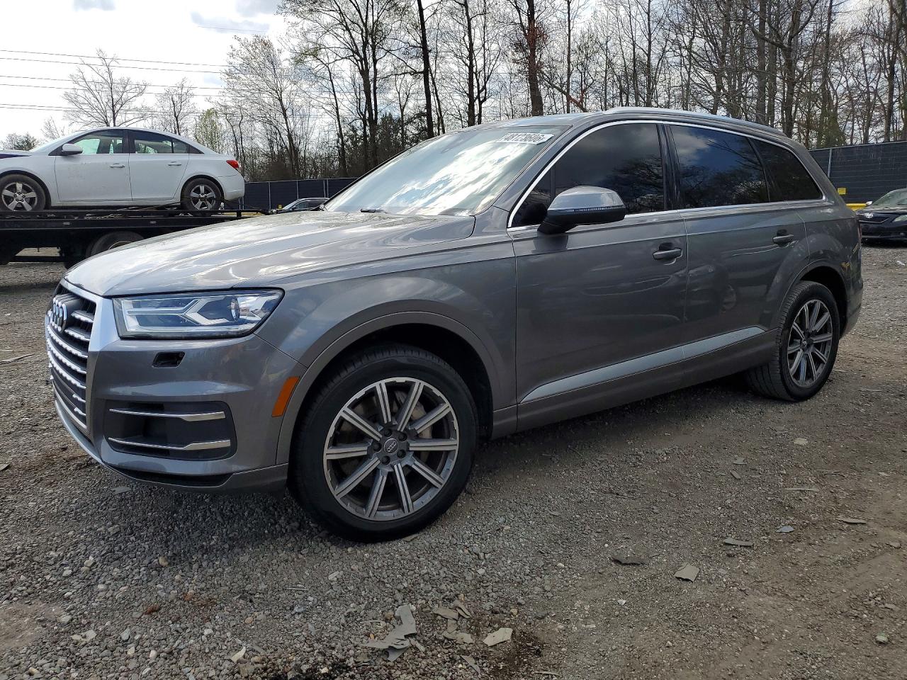 Salvage Audi Q7 Image