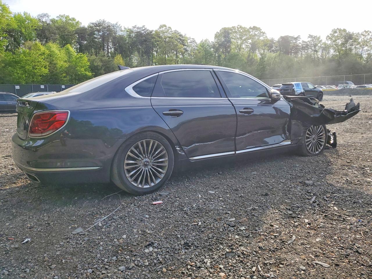 Kia K900 Luxury